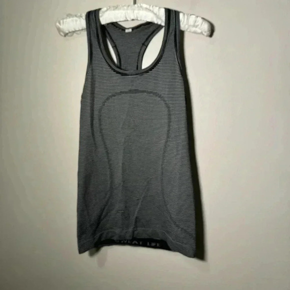 Lululemon Swiftly Tech Racerback White / Black  4 - Picture 6 of 10